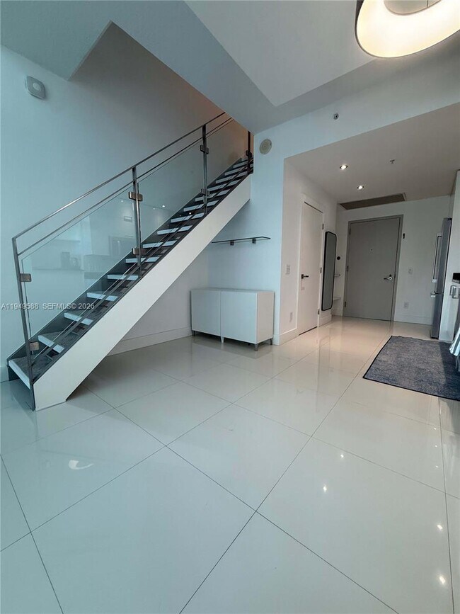 Building Photo - 60 SW 13th St