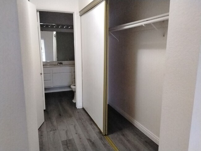 Building Photo - We know how important it is to come home to a relaxing and welcoming atmosphere! Beautiful 2 Bedr...