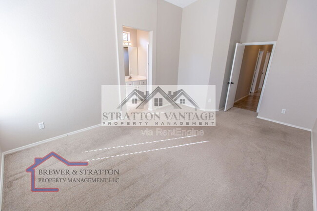 Building Photo - 3533 W Sousa Ct