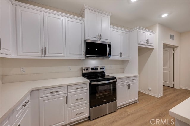 Building Photo - 1231 Trojan Cir