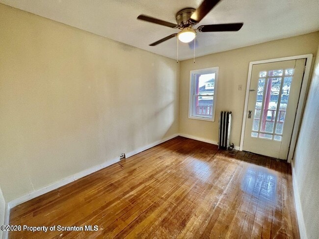 Building Photo - 636 Beech St