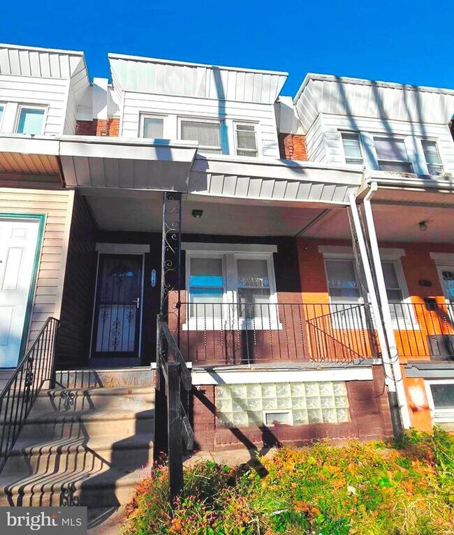 Building Photo - 5140 N Fairhill St