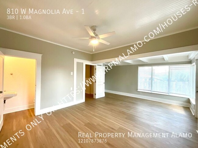 Building Photo - 810 W Magnolia Ave