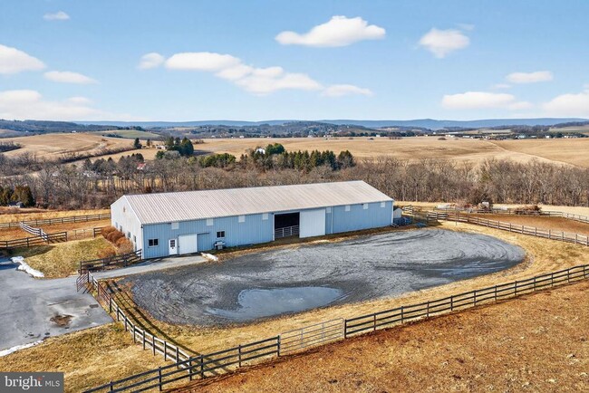 Building Photo - 5289 PA-309