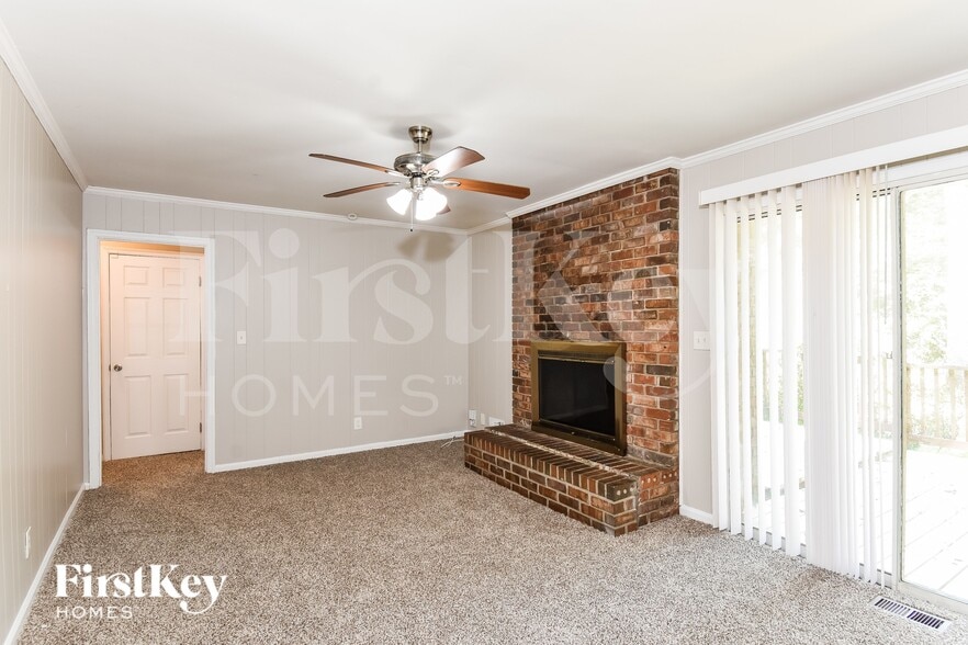 Building Photo - 3605 Las Olas Dr
