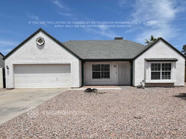 Building Photo - 1102 E Utopia Rd