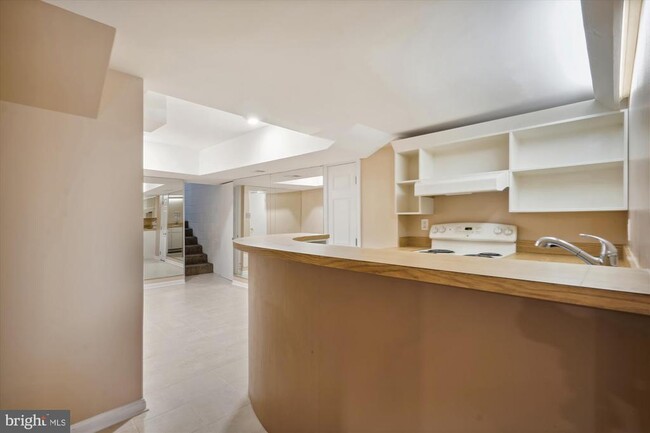 Building Photo - 7722 Desdemona Ct