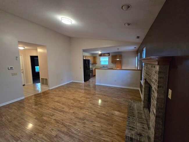 Building Photo - 235 Spring Forest Ct