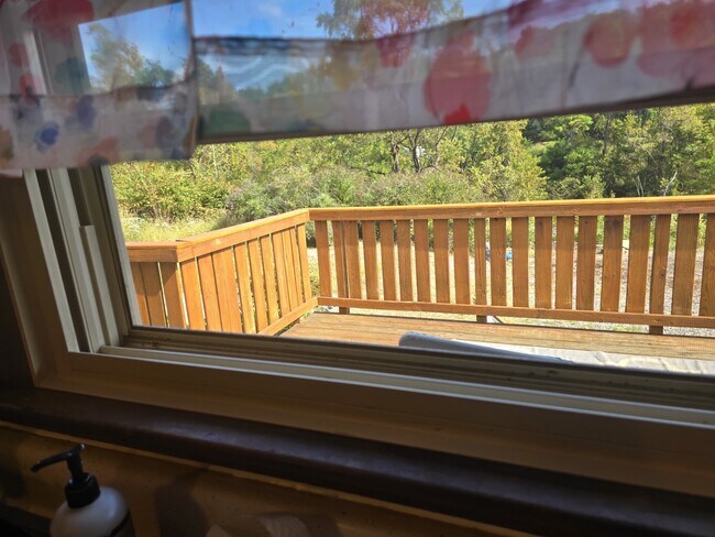 Building Photo - 68 Lilmont Dr