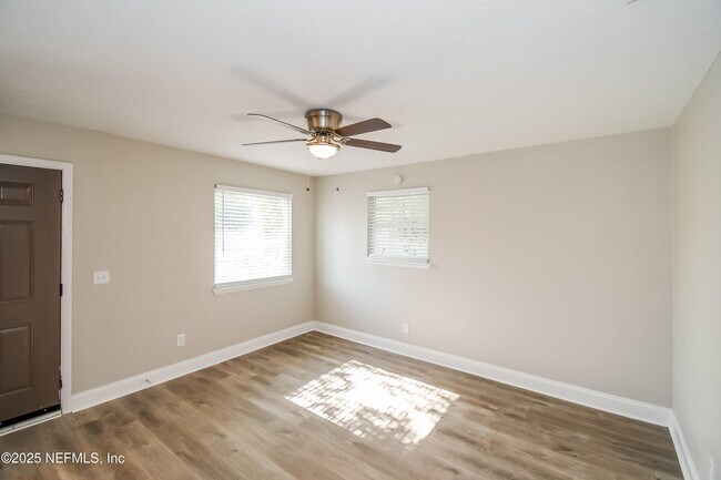 Building Photo - 9412 Norfolk Blvd