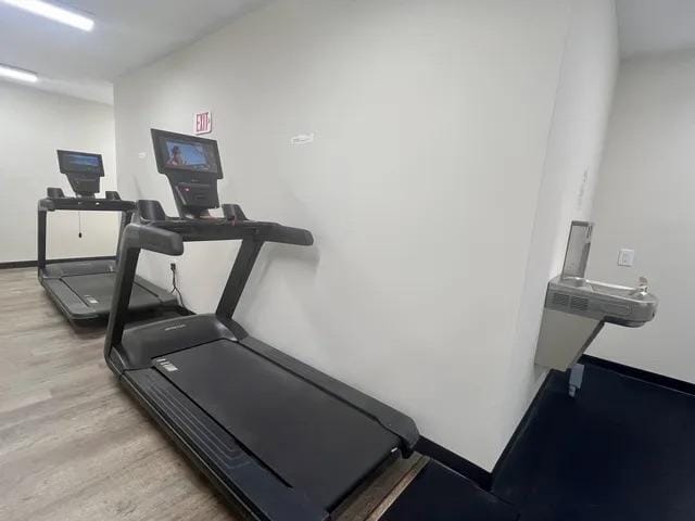 Building Photo - 71 Maple Grove Ln