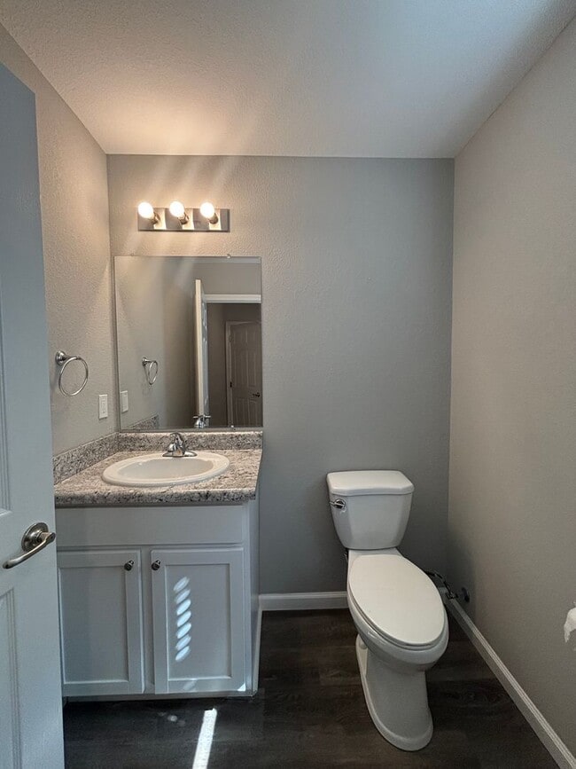 Building Photo - Beautiful 3BR/2BA Home in Peaceful Sevierv...