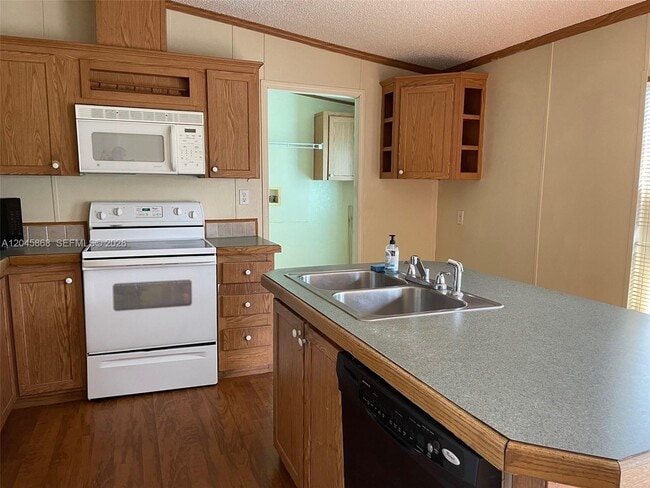 Building Photo - 11864 Atlantic Cir