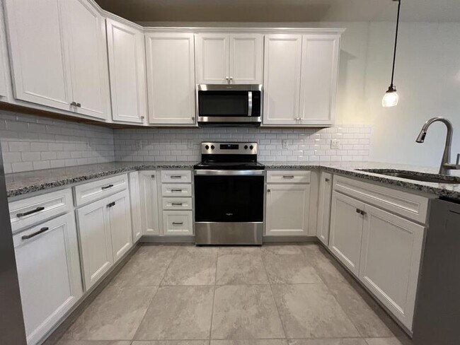 Building Photo - 14261 Sapelo Beach Dr