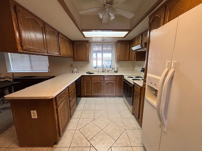 Building Photo - 3 Bedroom - 2 Bath Home