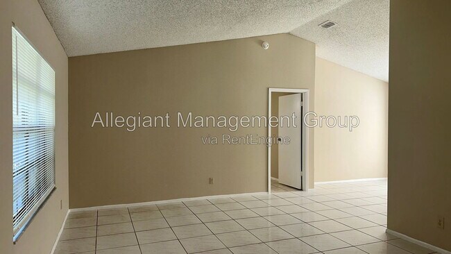 Building Photo - 7107 Blair Dr