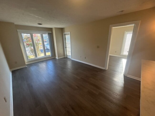 Building Photo - 4711 Cobblestone Drive, Unit E1
