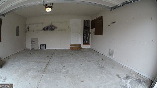 Building Photo - 865 Riverside Walk Crossing NE