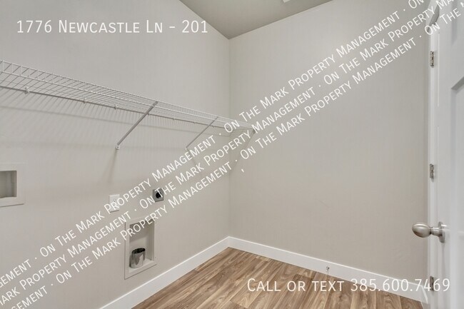 Building Photo - 1776 W Newcastle Ln