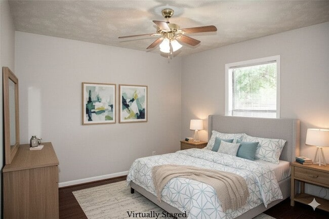 Building Photo - 1902 Woodsman Dr