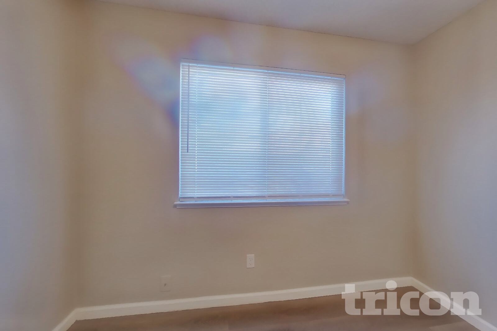 Building Photo - 706 La Canyada Dr