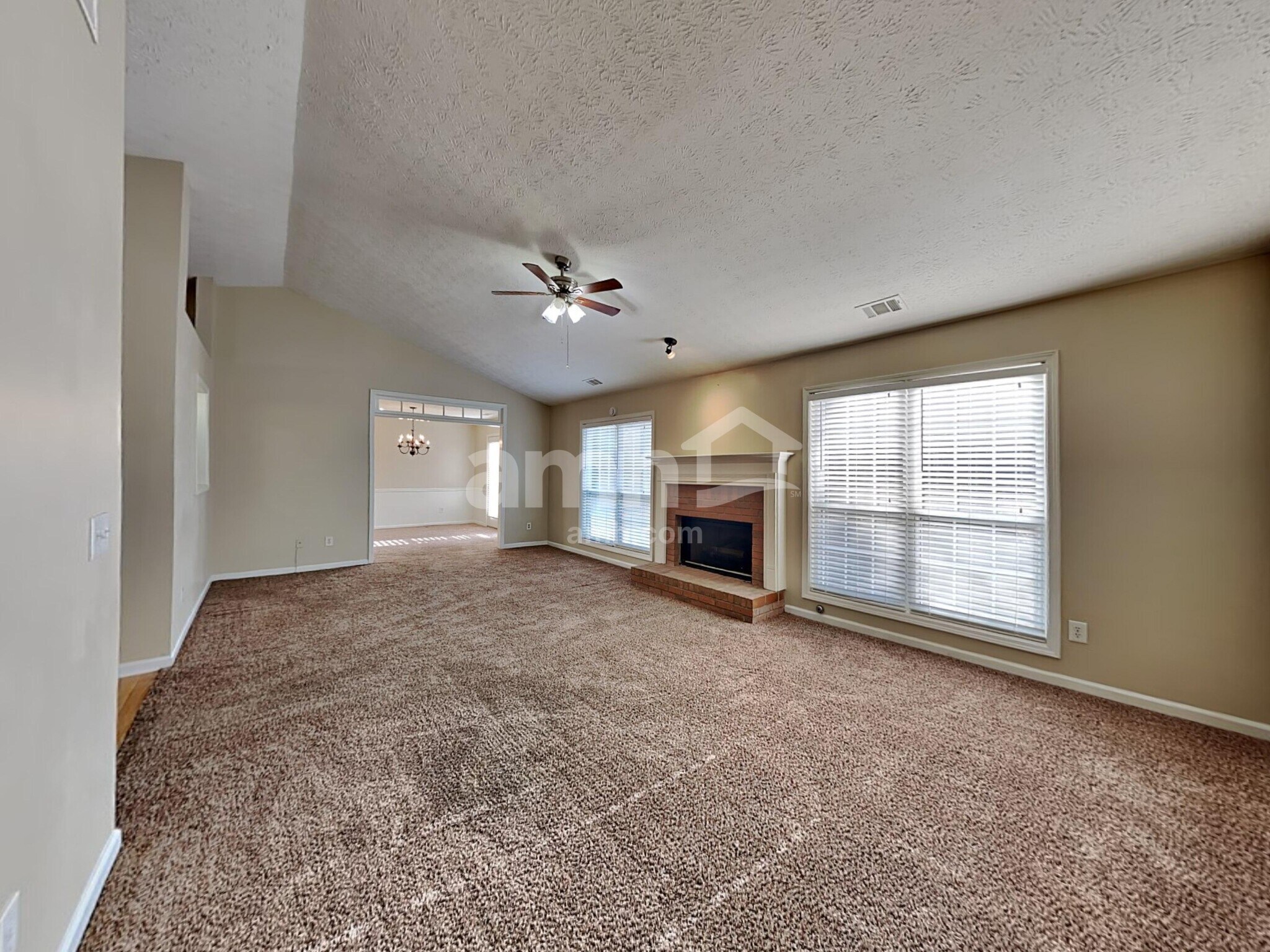 Building Photo - 3417 Summit Glen Dr