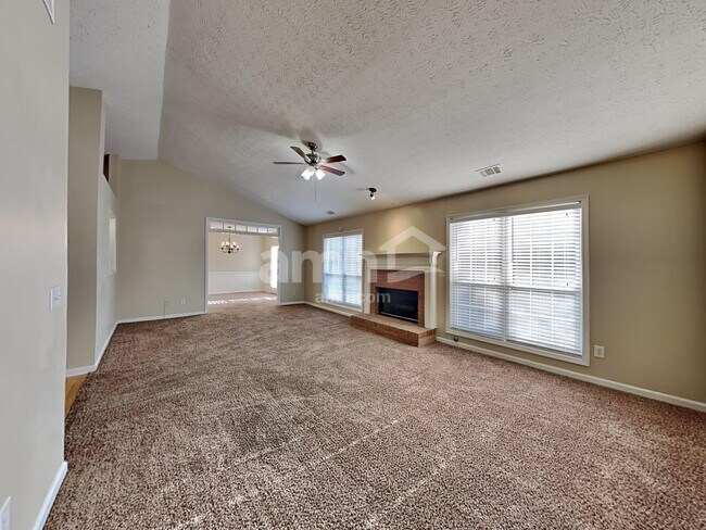 Building Photo - 3417 Summit Glen Dr