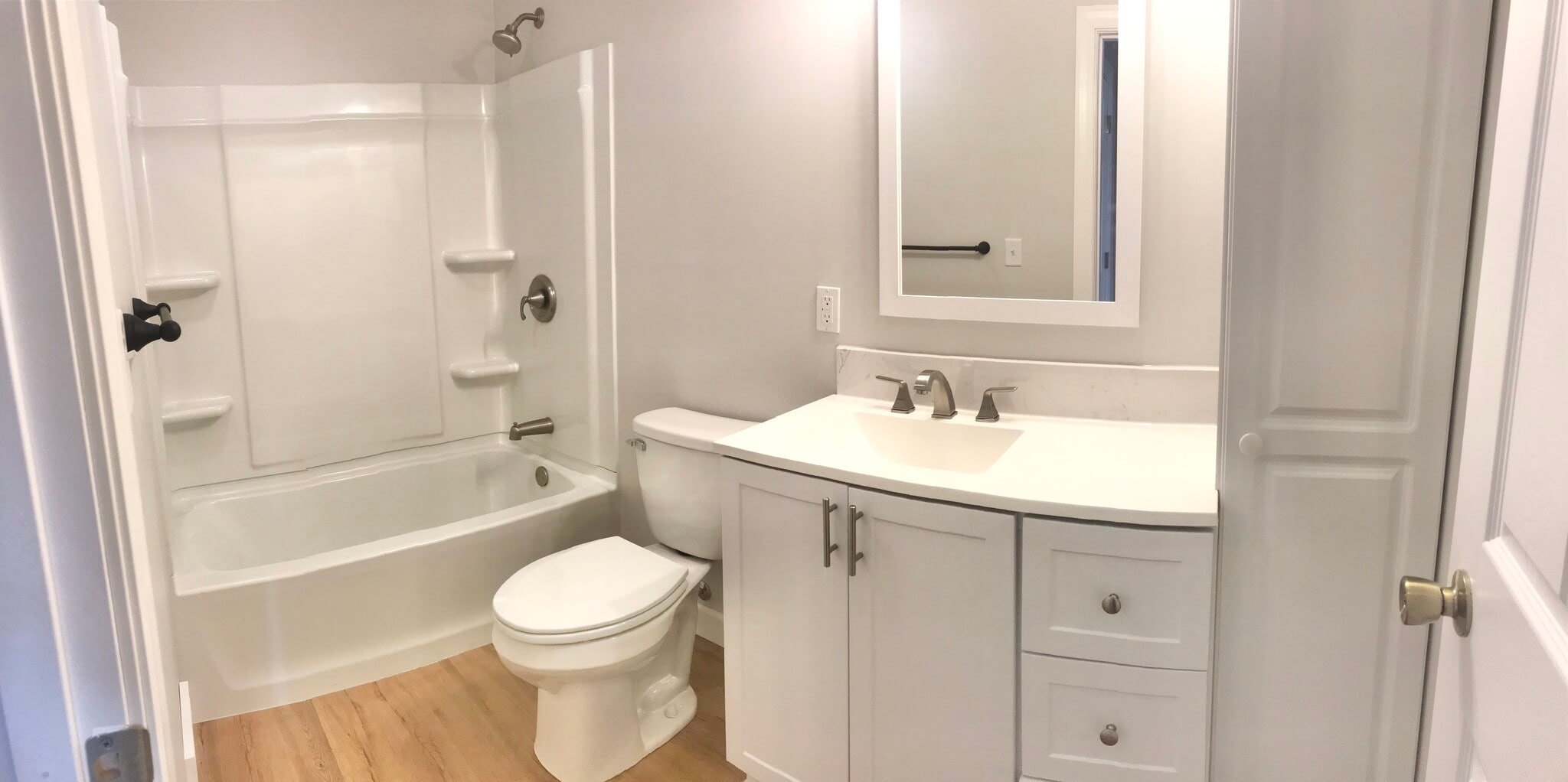 Bathroom - 217 Lane St