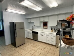 Building Photo - 535 Ski Lodge Rd