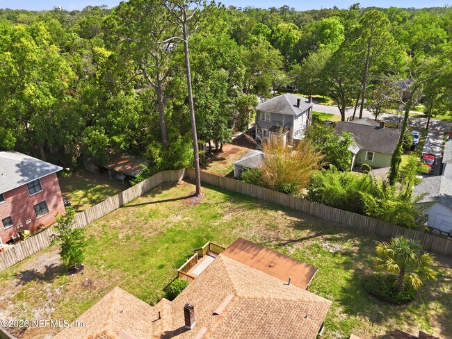 Building Photo - 1222 Ingleside Ave