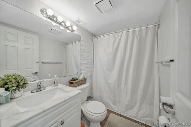 Building Photo - 8105 Severn Dr
