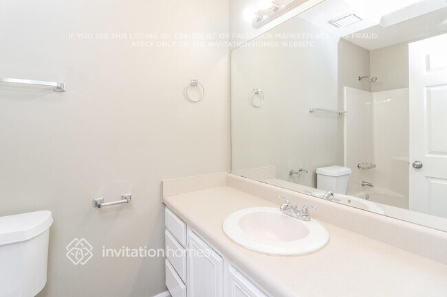 Building Photo - 7300 Hunters Ridge Dr