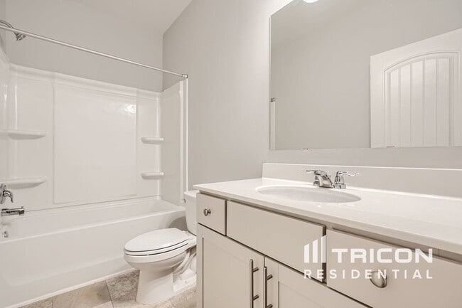 Building Photo - 7064 Demeter Dr