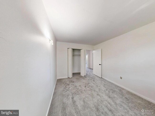 Building Photo - 8105 Kenova Ln