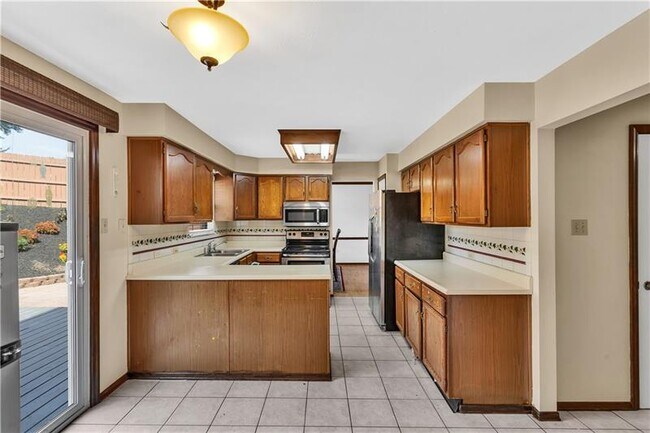 Building Photo - 10191 Sudberry Dr