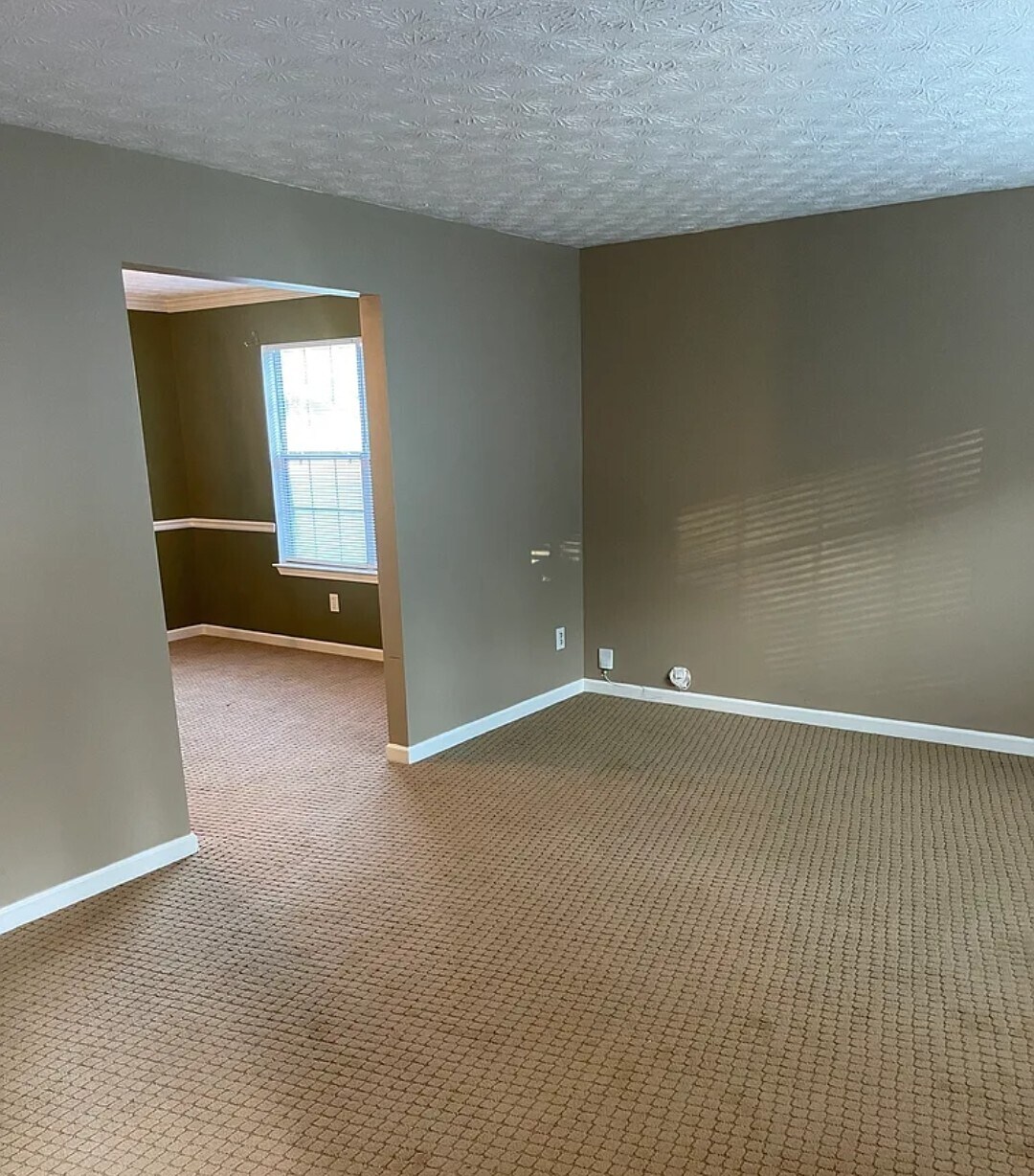 Building Photo - 6020 Kingston Wood Way