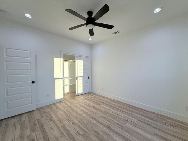 Building Photo - 21000 Nantucket Cove