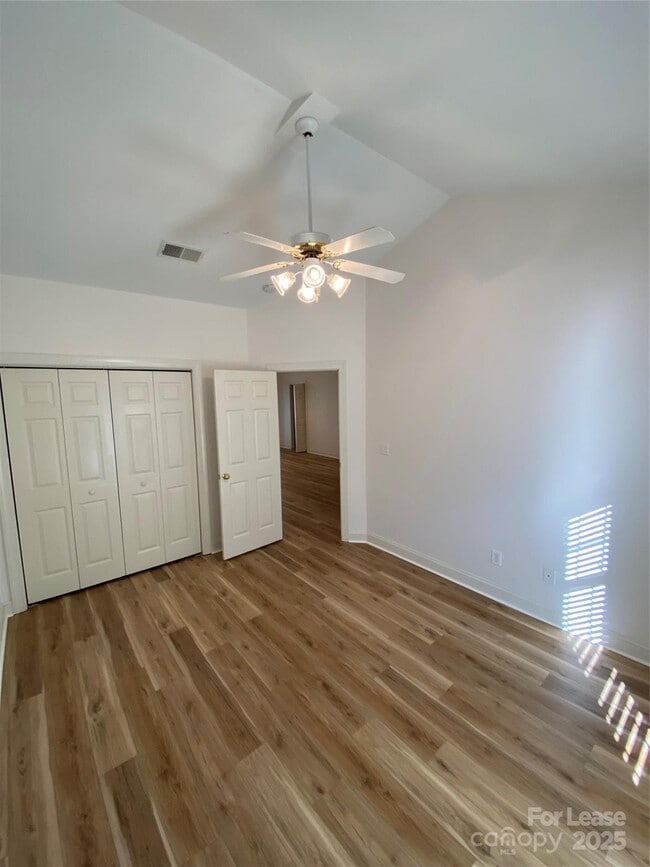 Building Photo - 532 Knighton Hill Rd