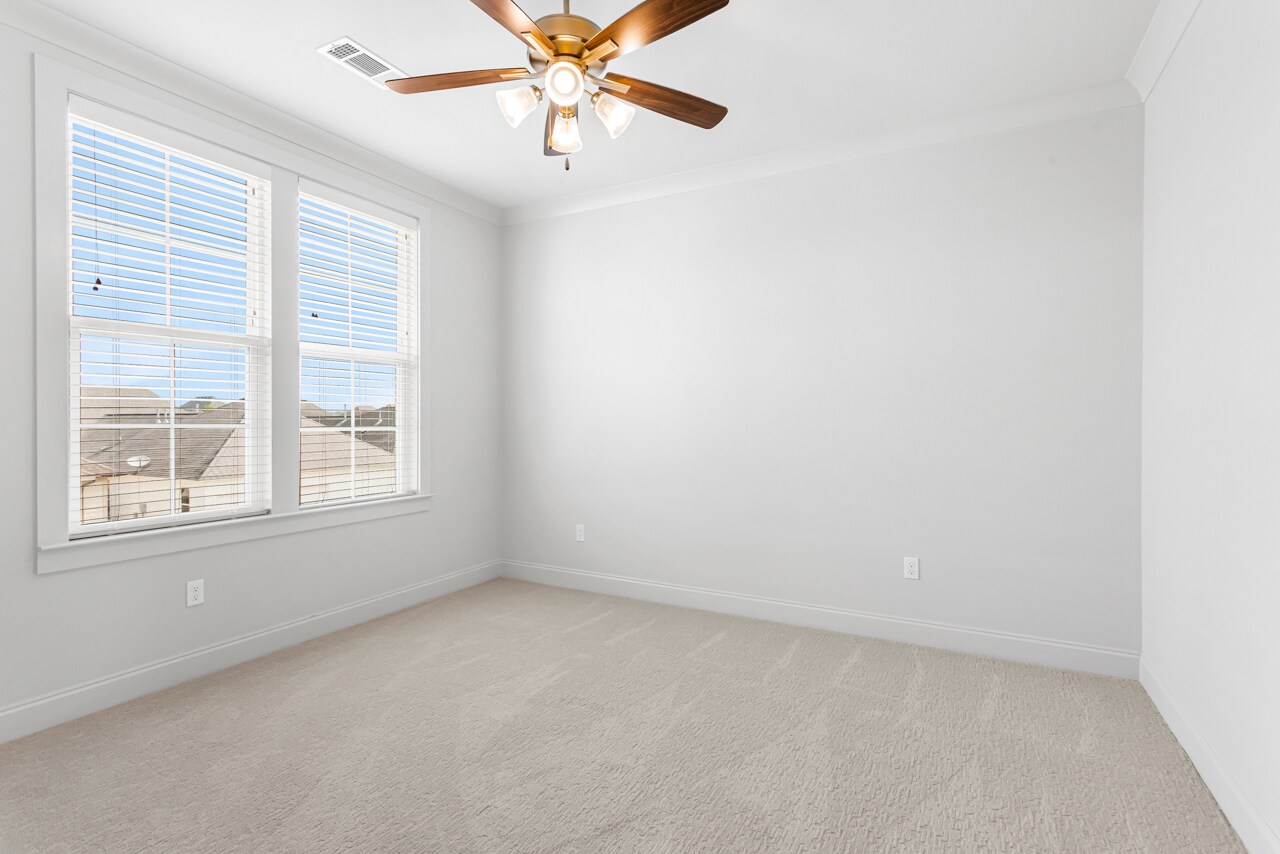 Building Photo - 10758 Moss Grove Ln