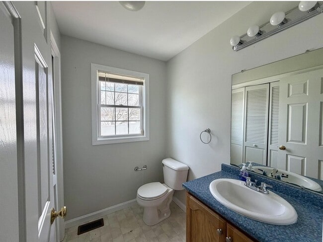 Building Photo - 8 Normandy Way