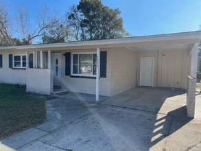 Building Photo - 7552 Centauri Rd