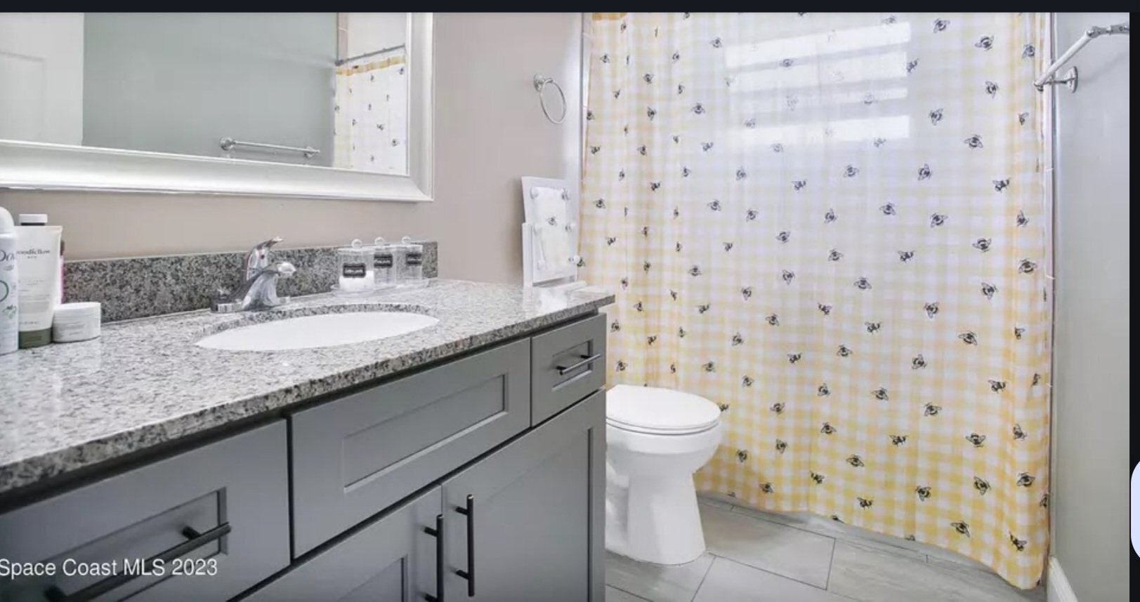 Building Photo - 567 Grant Ave