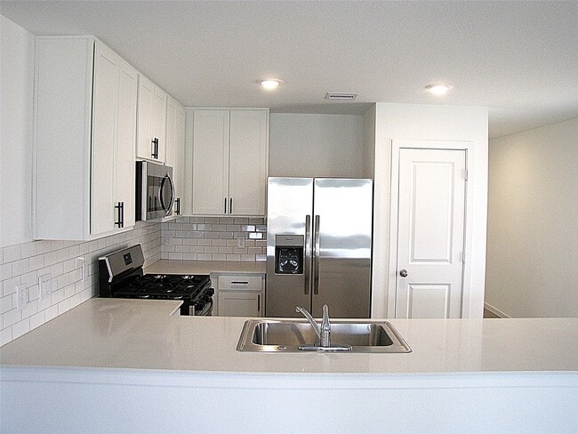 Building Photo - 17955 Valle Cupa Ln