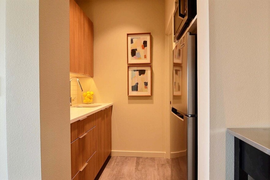 Building Photo - 178 Bow Rd