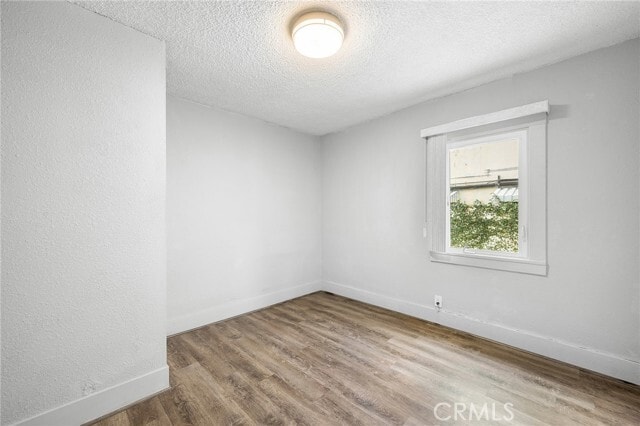 Building Photo - 304 E Garfield Ave