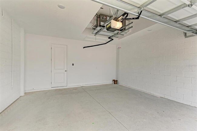 Building Photo - 3117 Formia Ct