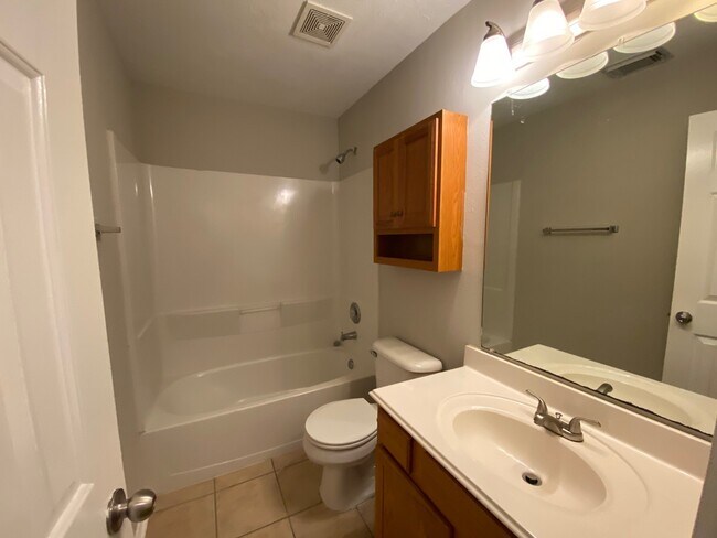 Building Photo - 38 W Sage Creek Pl