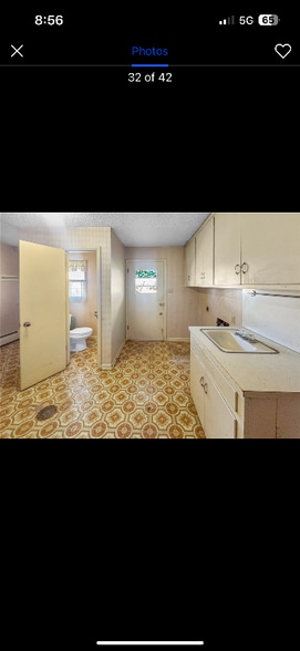 Building Photo - 105 Magnolia