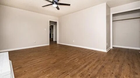 Building Photo - 2712 Memorial Ave