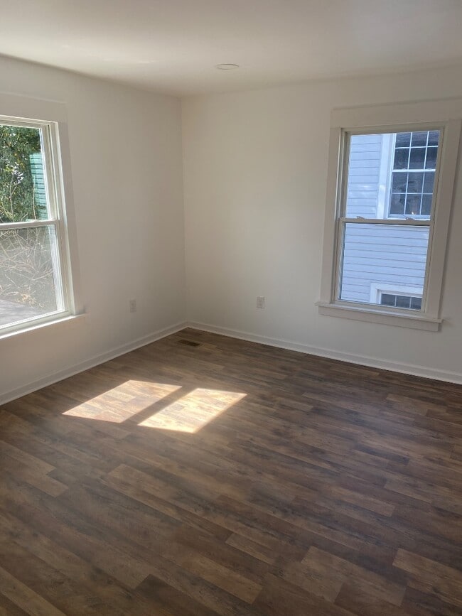 Building Photo - 1107 Buchanan St